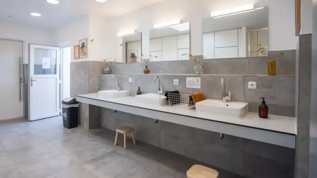 Ahoi-Camp-Fehmarn_Waschhaus_1_ergebnis