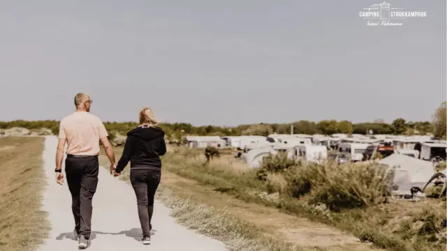 Camping Strukkamphuk_Foto Melina Walizcek (4)_komprimiert