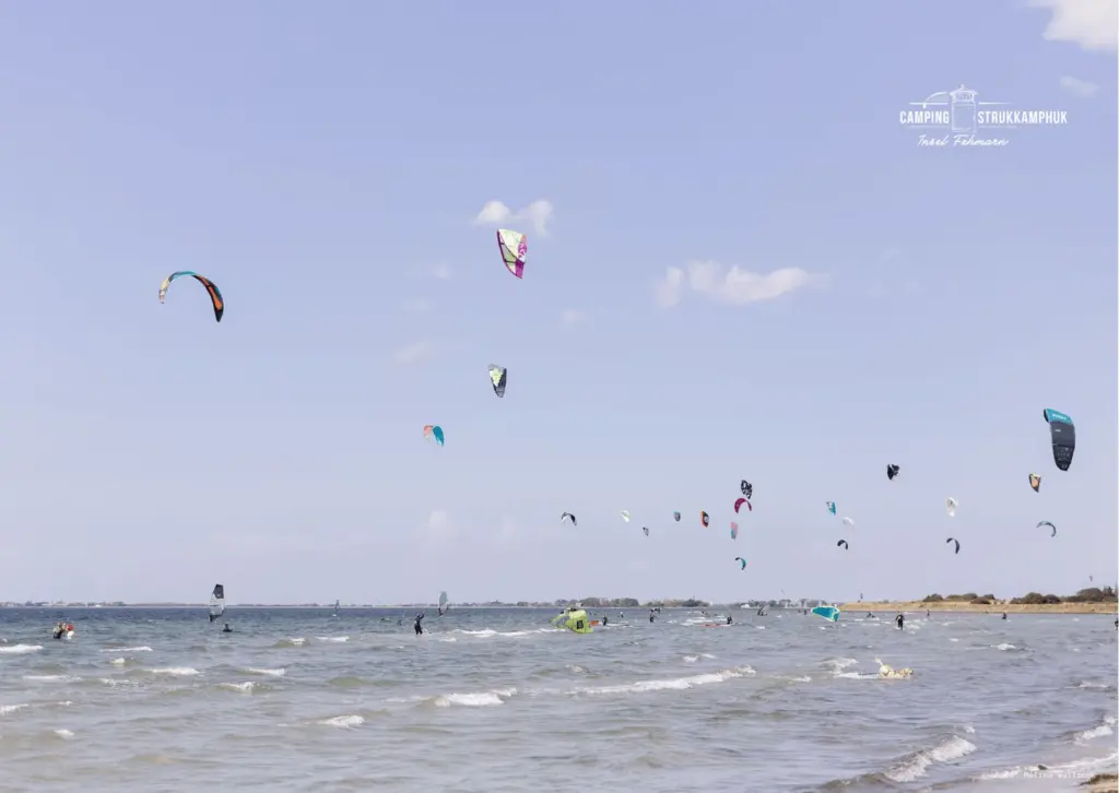 Camping Strukkamphuk_Orther Rede Surfen_Foto Melina Walizcek_komprimiert