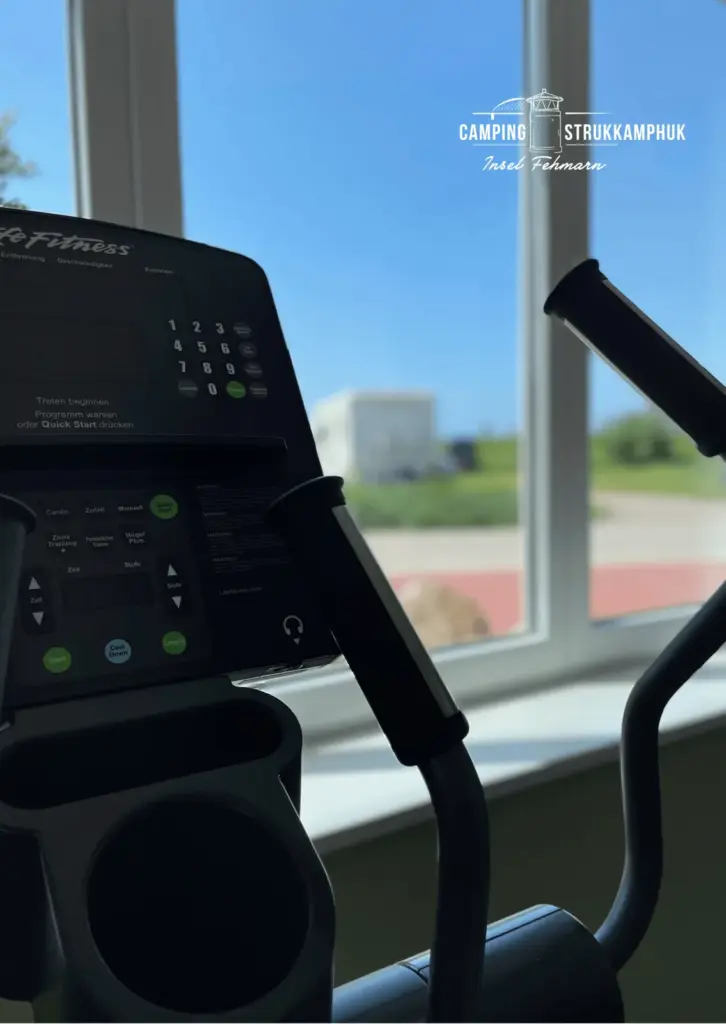 Camping Strukkamphuk_Strandbar Strukkamp_Fitnessstudio_komprimiert