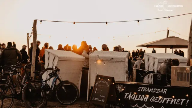 Camping Strukkamphuk_Strandbar Strukkamp_Foto Melina Walizcek 2_komprimiert