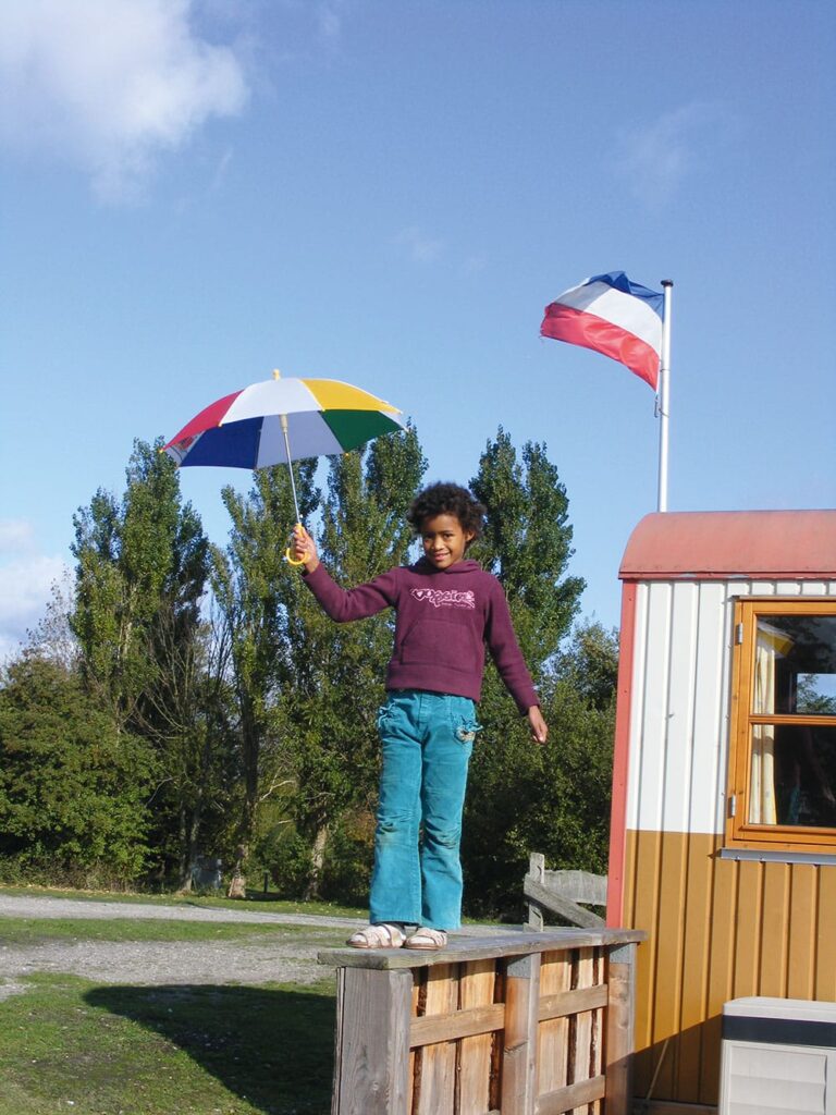 Fluegger_Teich_Balance_Kind_RZ