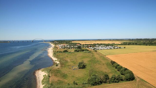 miramar-platz-mit-bruecke